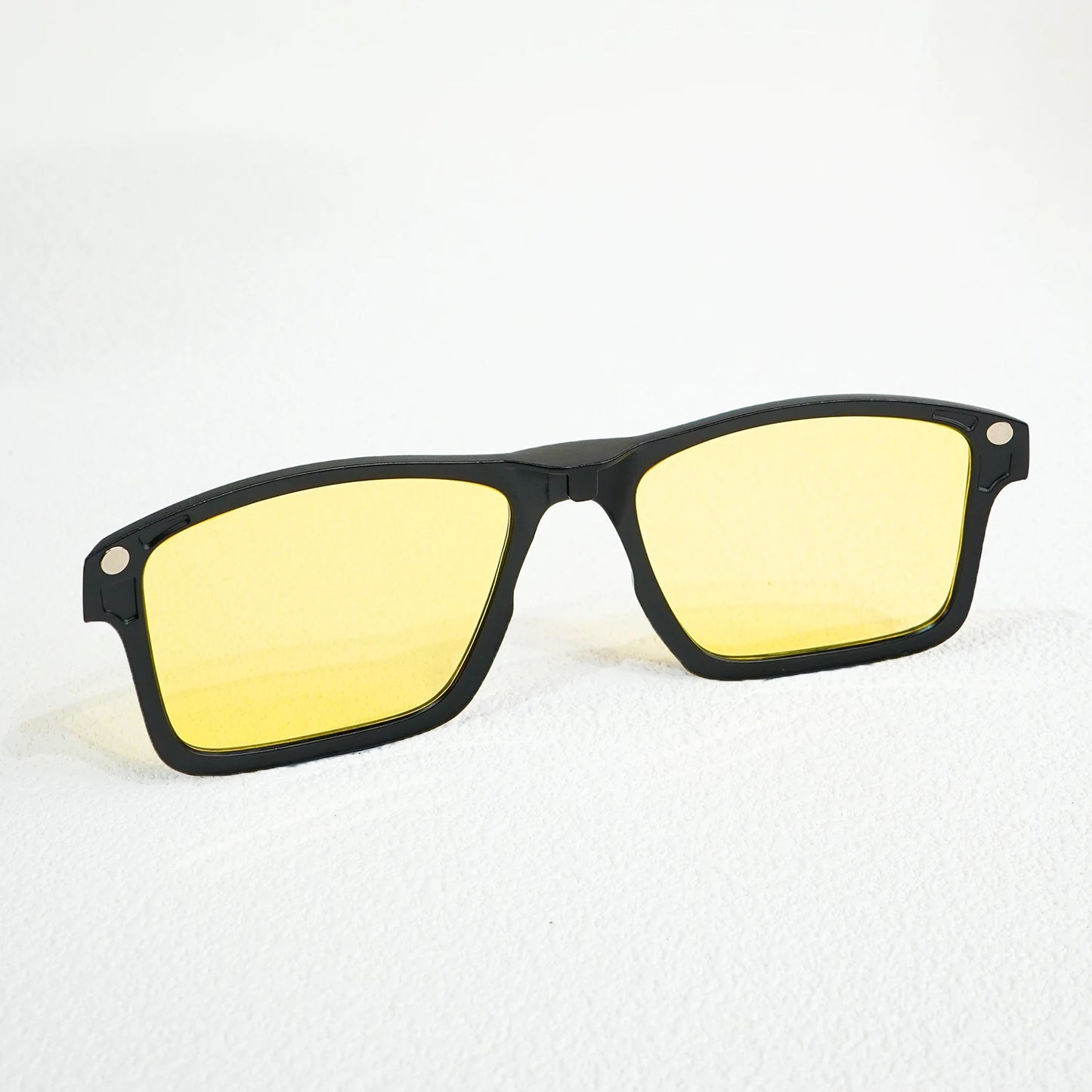 A New Set of Magnetic Clip-On Design Fashion Sunglasses, 1 Frame, and 3 Interchangeable Lenses, Unisex New Square Glasses Set